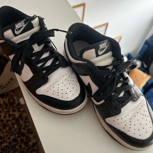 Nike Black and White Low-Top Sneakers with Classic Swoosh